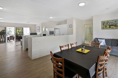 10 The Islander Resort - Hobart Tourism 2