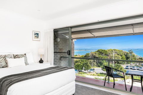 11 James Cook Apartment - Hobart Tourism 2