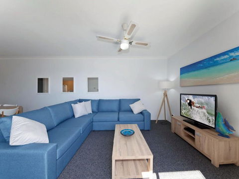 12 'Kiah', 53 Victoria Pde - Panoramic Water Views In The Heart Of Nelson Bay - Hobart Tourism 3