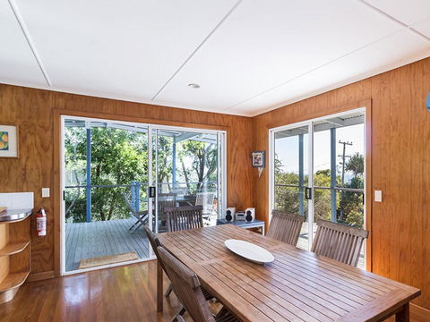 12 Yarrong Road - Hobart Tourism 2