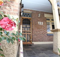 123 Hill St Heart of Orange Double Brick - Hobart Tourism