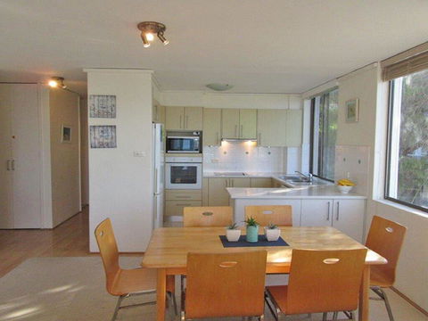 13 'Harbourside', 3-7 Soldiers Point Road - Fantastic Waterfront Unit - Hobart Tourism 2