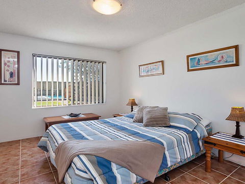 13 'The Poplars' 34 Magnus Street - Ground Floor Unit And Pool In Complex - Hobart Tourism 1