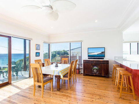 18 Cliff Road - Hobart Tourism 2