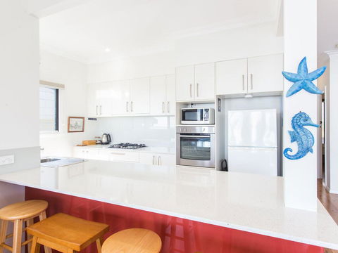 18 Cliff Road - Hobart Tourism 3