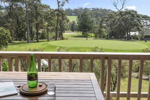 19 Buchan Street - Mollymooks Tee To Sea - Tourism TAS 0