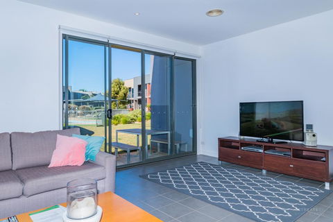 19 Coast Drive - Tourism TAS 2