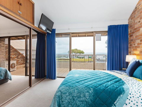 2 'Yachtsman Rest', 37 Victoria Parade - Foxtel, Aircon, Waterviews - Hobart Tourism 2