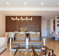 2 Bed Sydney Executive Apt Close to City - Tourism TAS