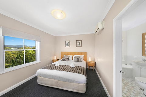 2 Bedroom Villa @ Oaks Cypress Lakes Resort - Hobart Tourism 1