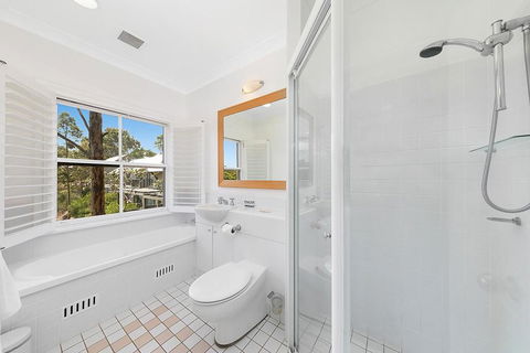 2 Bedroom Villa @ Oaks Cypress Lakes Resort - Hobart Tourism 3
