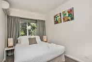 2 James Cook Apartments - Hobart Tourism 1