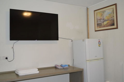 2 Lakeview Plaza - Tourism TAS 1