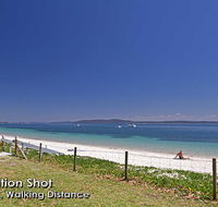 2/11a Christmas Bush Avenue - fantastic townhouse close to Dutchies Beach