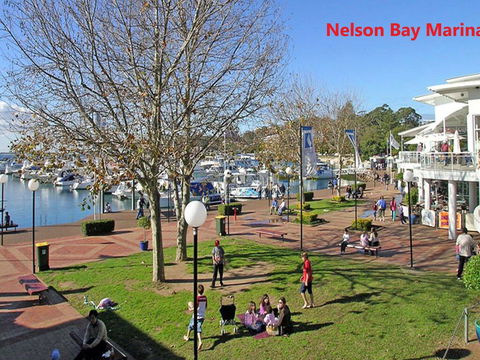 2/11a Christmas Bush Avenue - Fantastic Townhouse Close To Dutchies Beach - Hobart Tourism 3