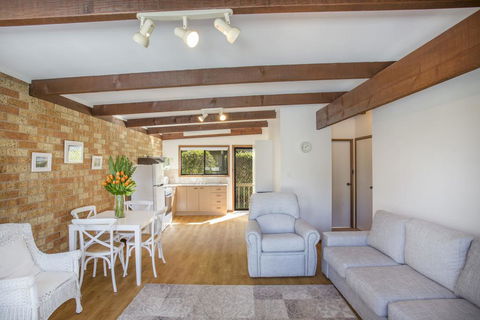 2/81 Clyde St - Villa De Golf At Mollymook - Tourism TAS 0