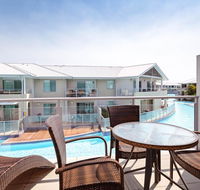 245 'Pacific Blue' 265 Sandy Point Rd - air conditioned unit with resort facilities and linen supplied - Tourism TAS
