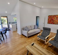 Beach House with Sea Views and a Large Backyard - Tourism TAS