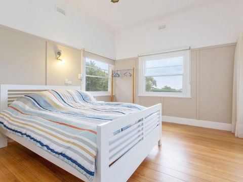 BEACHSIDE GETAWAY DROMANA - Hobart Tourism 4