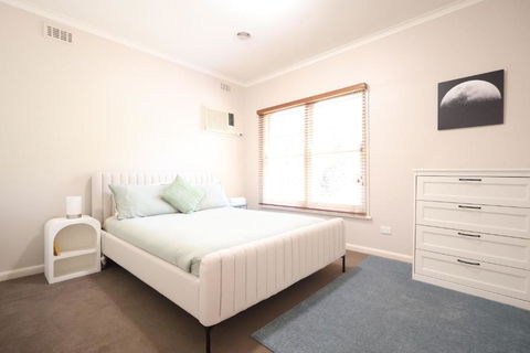 Beaumaris Lovely House - Bayside Holiday Rental - Tourism TAS 1