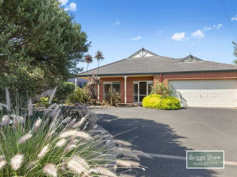 BLAIRGOWRIE TOPAZ..Great For Large Families. - Hobart Tourism 1