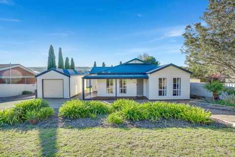 BONAVIVE Port Elliot - Luxury - Family - Township - No Linen Included - Hobart Tourism 0