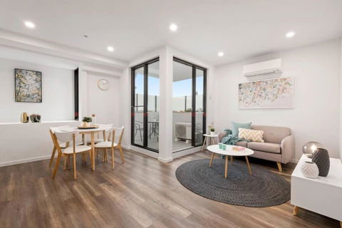 Boutique Heidelberg Heights 2BR Apartment 105 - Hobart Tourism 0
