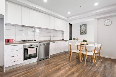 Boutique Heidelberg Heights 2BR Apartment 105 - Hobart Tourism 1