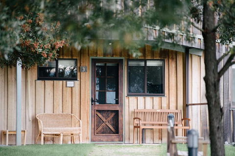 Bundaleera Vineyard And Farm Stay - Hobart Tourism 0