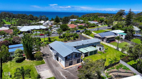 Breeze Inn 13 Princes Highway, Ulladulla - Tourism TAS 0