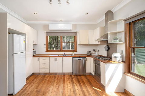 Caballo Retreat Cottage - Hobart Tourism 3