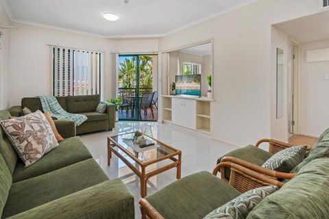 Cairns City Family Apartment - Wifi -Netflix - Pool - Hobart Tourism 4