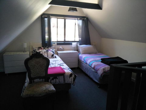 Cape Nelson Cottage - Hobart Tourism 4