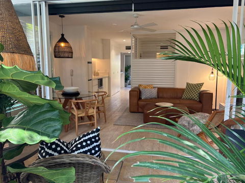 Carramah Noosa Heads Apartment - Hobart Tourism 3