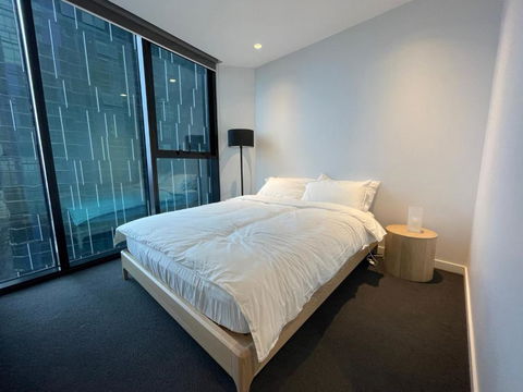 C&S Stay- Melbourne CBD - Tourism TAS 2