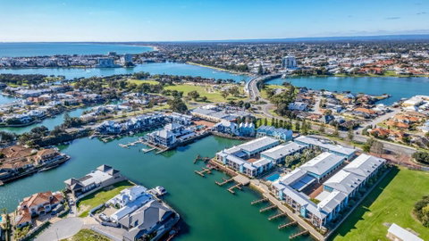 C Mandurah Apartment Resort - Tourism TAS 0