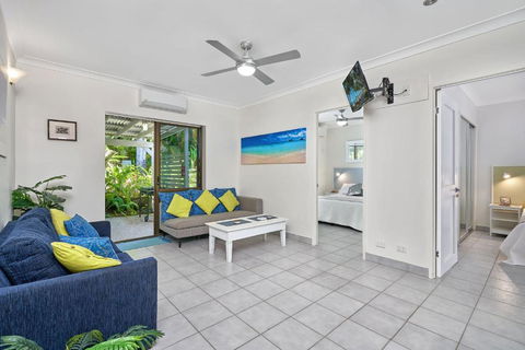 Cairns Northern Beaches Holiday Retreat - Hobart Tourism 4
