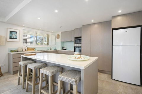 Cashelmara Beachfront Apartments - Hobart Tourism 1