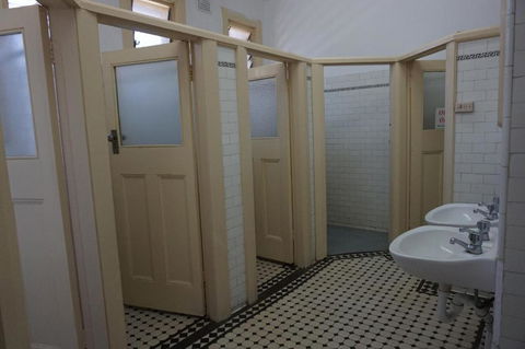 Castlereagh Hotel - Hobart Tourism 2