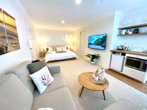 Casuarina Beach 2 Bedroom Retreat - Hobart Tourism 0