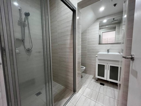 CBD Pink!Studio 1 Bedroom FreeParking - Tourism TAS 1