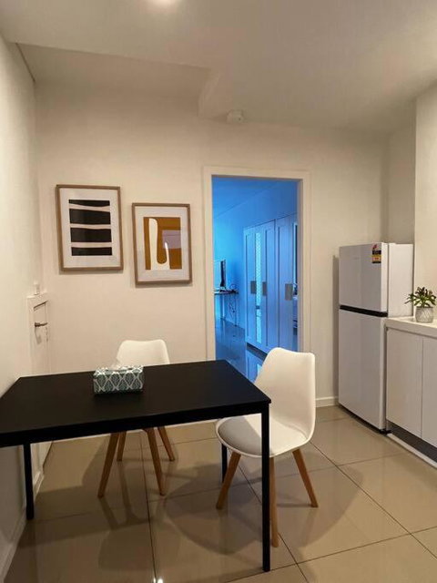 CBD Pink!Studio 1 Bedroom FreeParking - Tourism TAS 2