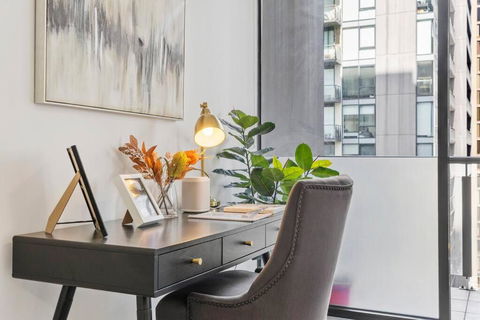 Central 1BR Southbank Apartment - Hobart Tourism 1