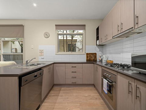 Central Shepparton Apartments - Hobart Tourism 2