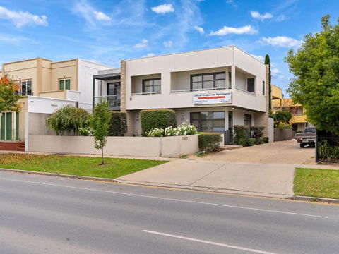 Central Shepparton Apartments - Hobart Tourism 1