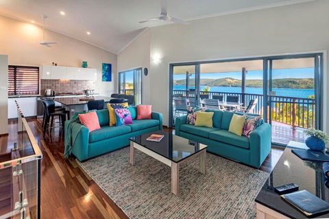 Casuarina 16 - 3 Bedroom House With 180 Degree Ocean Views, Buggy & Valet Service - Hobart Tourism 4