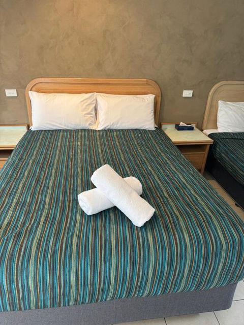 Chelsea Motor Inn - Hobart Tourism 3