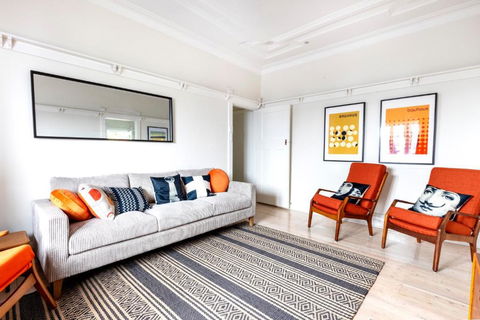 Chic Bondi Beach Pad - Hobart Tourism 0