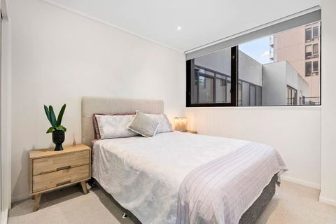 Chic Sthbank 3BR - Pool & Tennis - Hobart Tourism 1