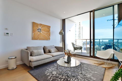 Chic Zenith Retreat -Vista, Skylight, Parking - Hobart Tourism 0